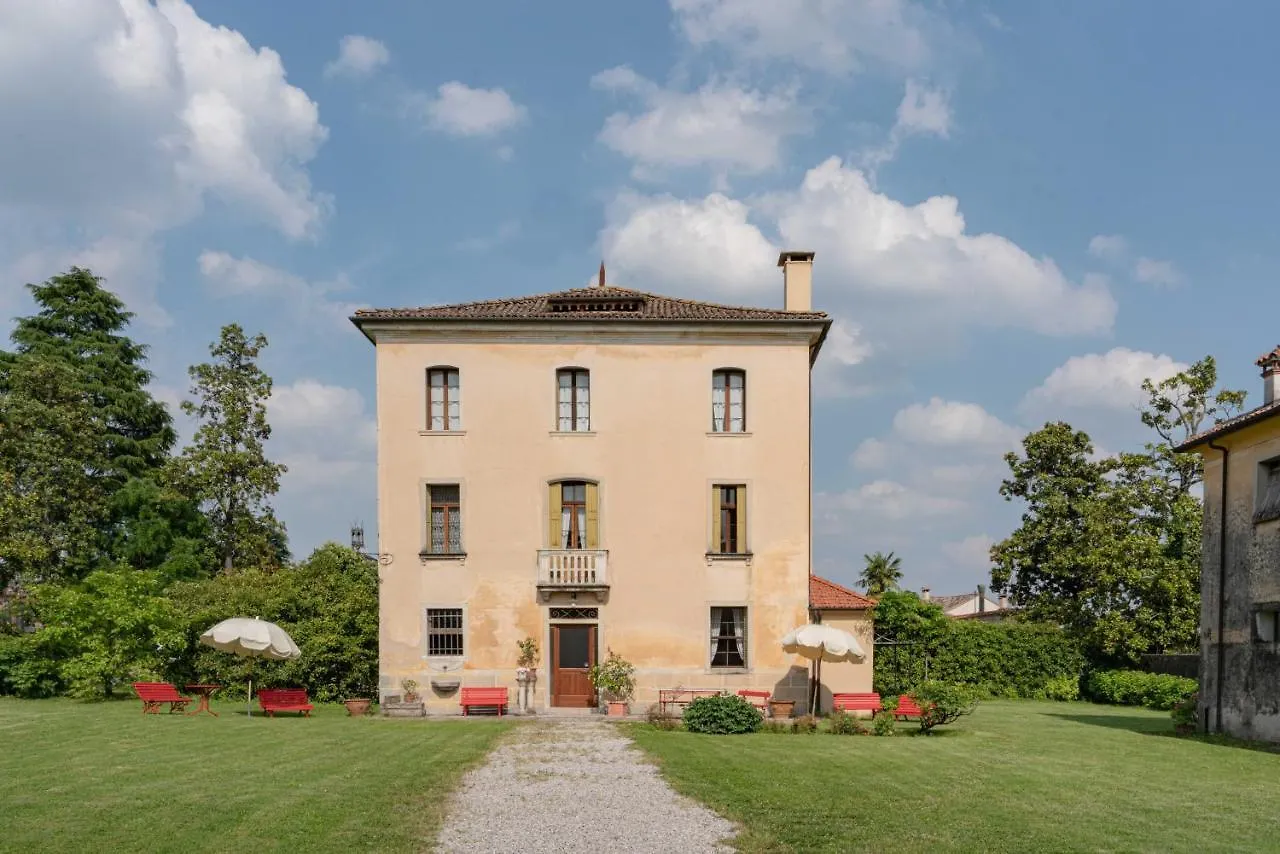 Villa Fiori&vigne di Cecilia Marcon Farra di Soligo